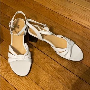 Laura Scott White Sandals